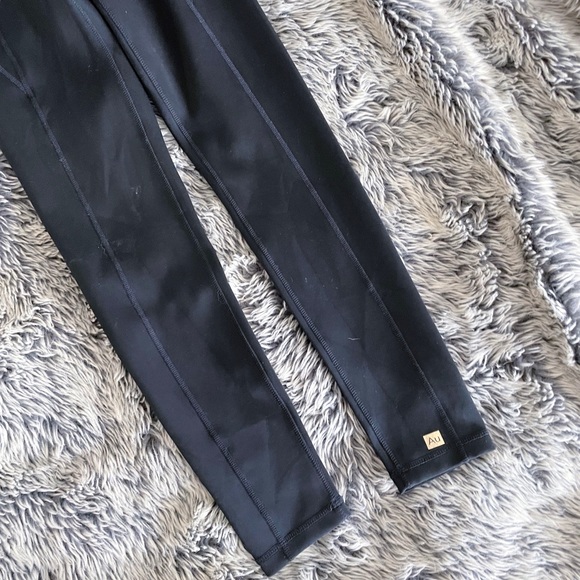 Core Cropped legging by aurum activewear XS - Picture 6 of 6